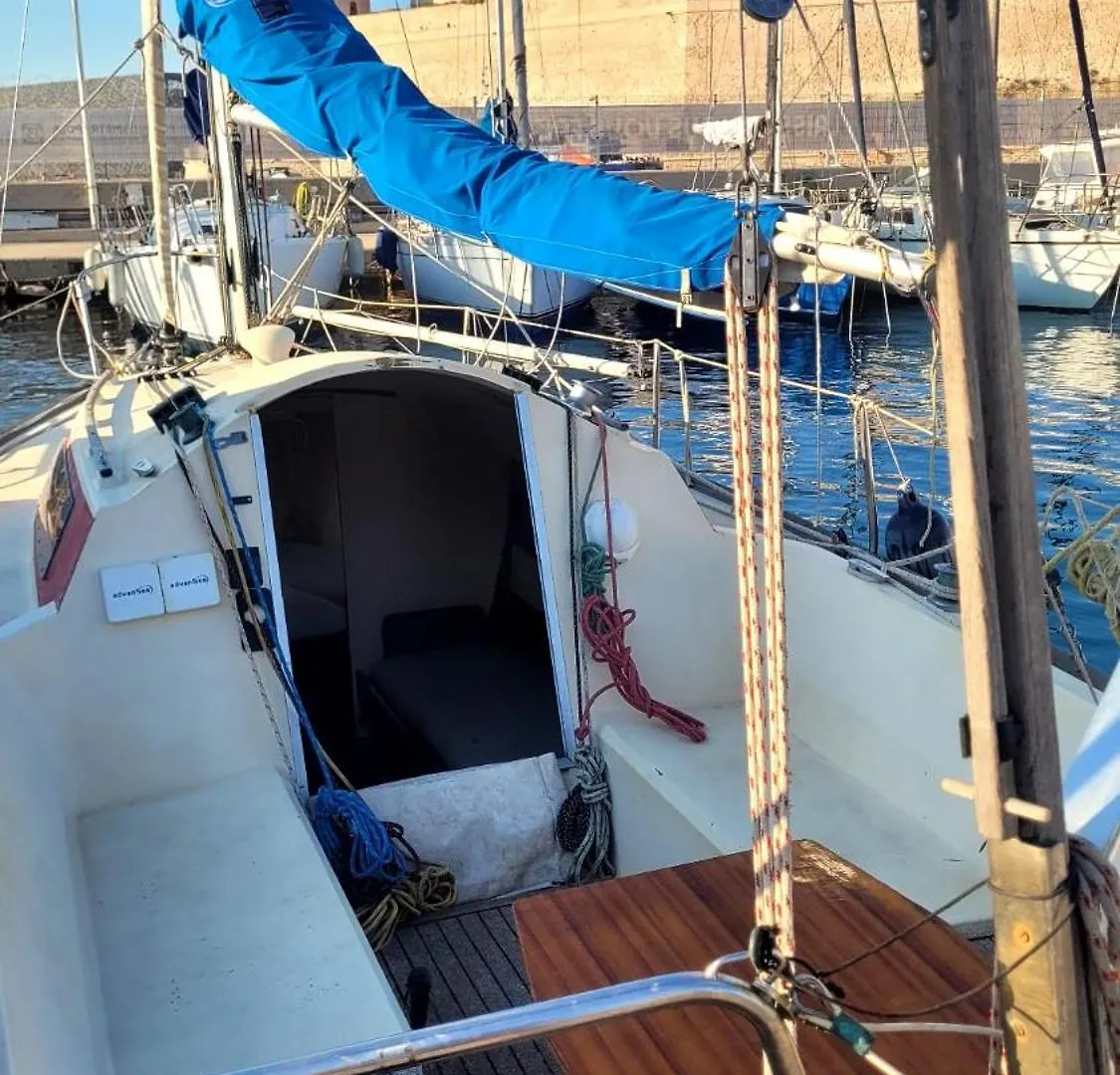 Voilier - Sejour & Vue Sur Mer contacts